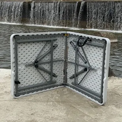Стол складной, пластиковый 122 см