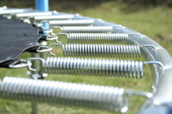 Батут Atlas Sport 312 см (10ft) BASIC (3 ноги) с внешней сеткой и лестницей GREEN в интернет-магазине 1MAG.by в Беларуси