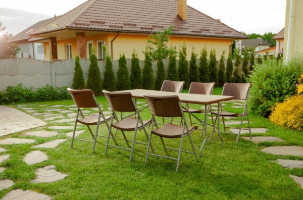 Стол складной, пластиковый 183 см