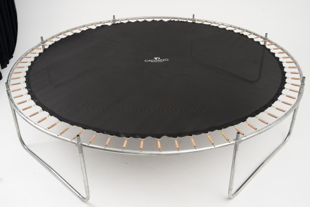 Батут пружинный с защитной сеткой Calviano 374 см - 12ft OUTSIDE master smile в интернет-магазине 1MAG.by в Беларуси
