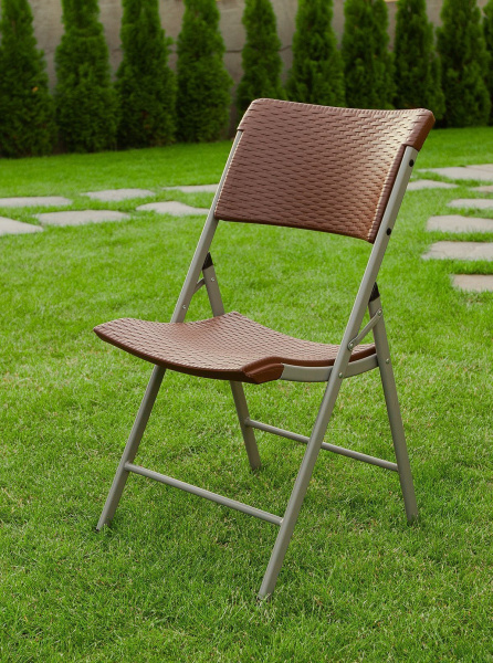 Стул складной, пластиковый ротанг
