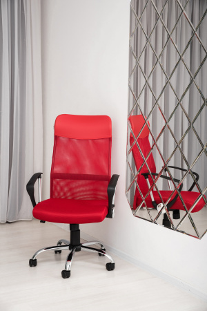 Офисное кресло Calviano Xenos II красный